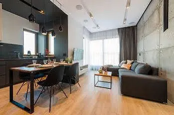 P&O Gieldowa Serviced Apartments Warszawa